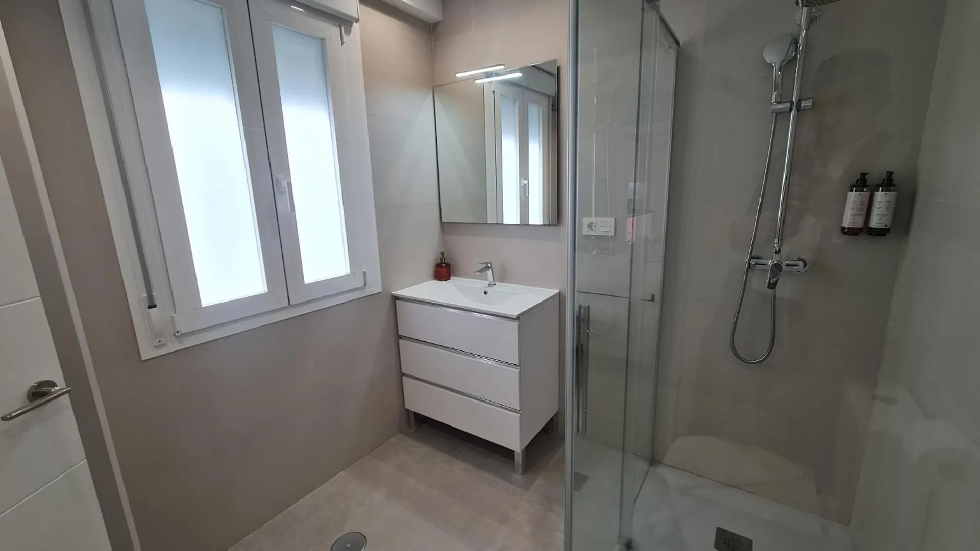 Navas Penthouse 301 By Florentia Homes Granada Apartamento