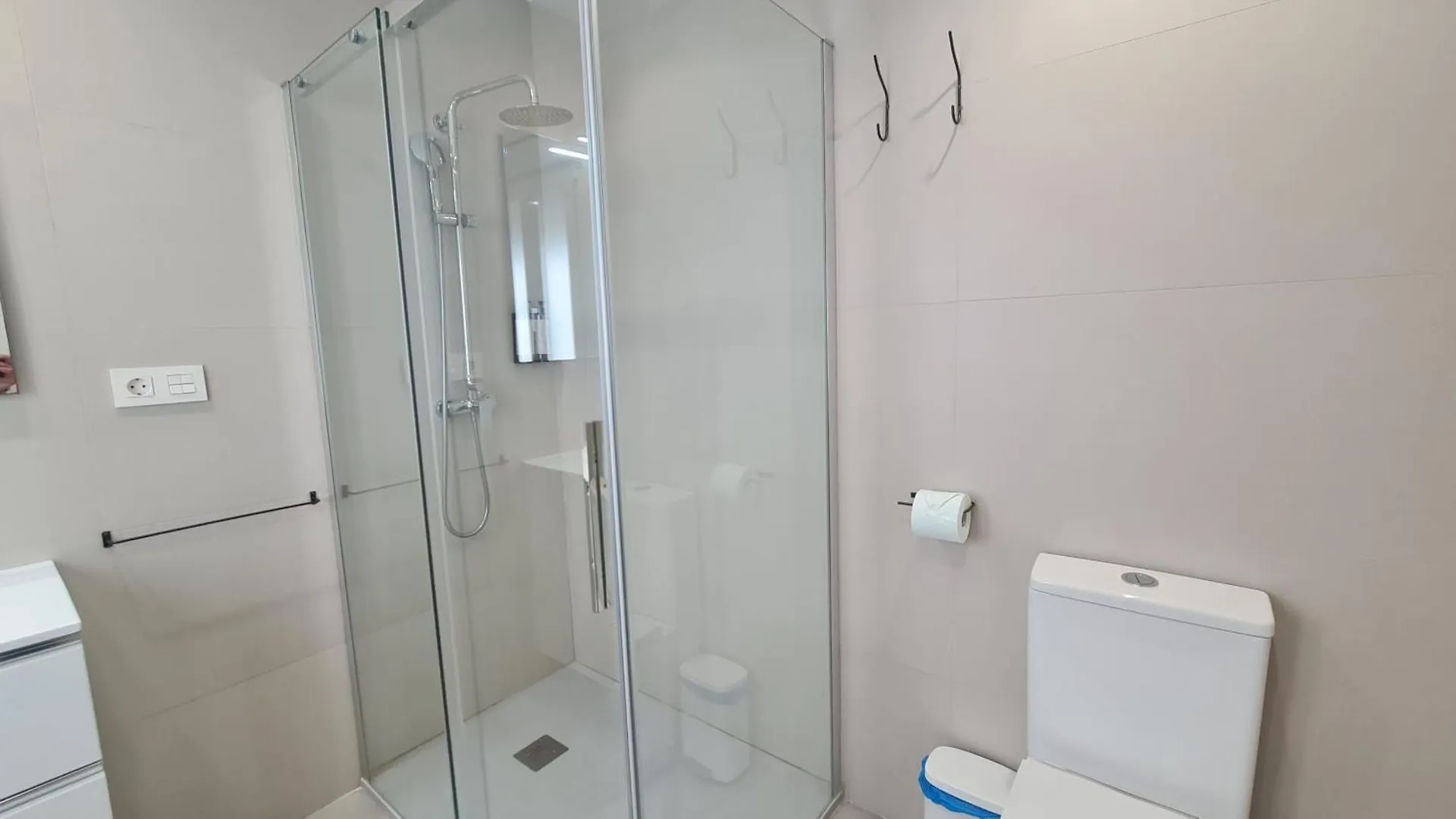 Navas Penthouse 301 By Florentia Homes Granada